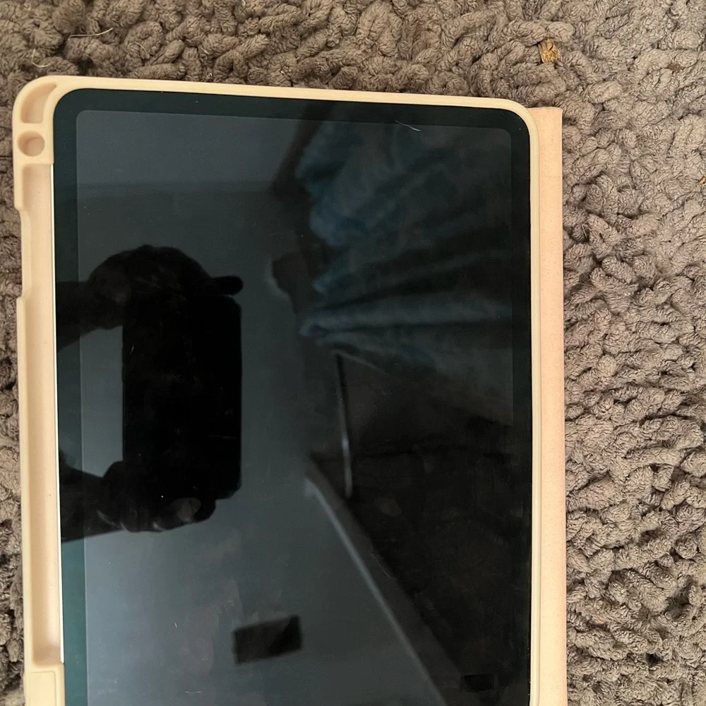 iPad Pro 11 (4th Gen) Apple Silver Tablet Modern Design